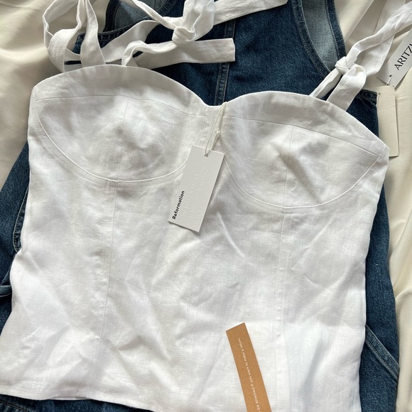 Reformation Top ✨🫶🏼 - Picture 3 of 4